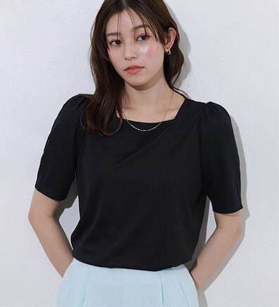 Pierrot（ピエロ）の「接触冷感スクエアネックパフスリーブＴシャツ（カットソー）」