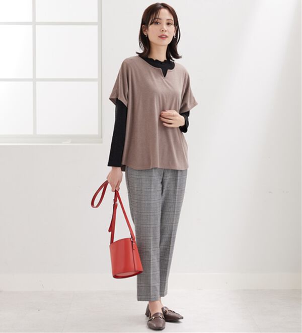 BELLUNA（ベルーナ）の「【2点セット】もちもち素材キーネックポンチョアンサンブル（アンサンブル）」｜詳細画像