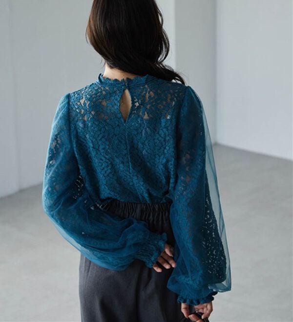 RANAN（ラナン）の「チュールドッキングフラワーレースキャンディースリーブブラウス（ブラウス）」｜詳細画像