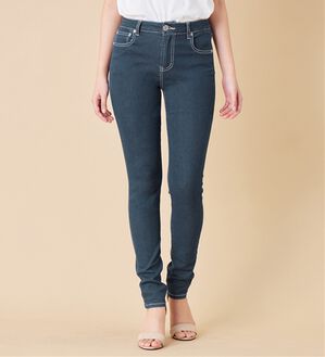 alotta（アロッタ）の「美脚ストレッチスキニーデニムパンツ（フルレングスパンツ）」｜ネイビー