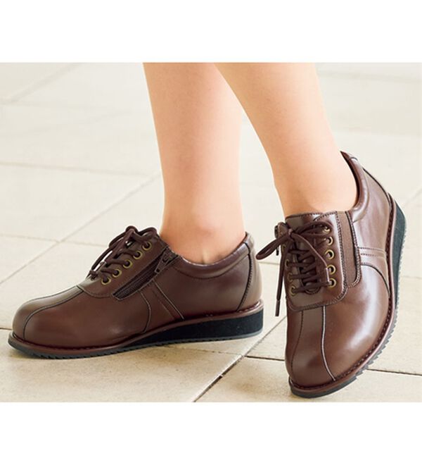 BELLUNA（ベルーナ）の「ゆったり５Ｅ柔らかフィットシューズ（フラットシューズ）」｜詳細画像