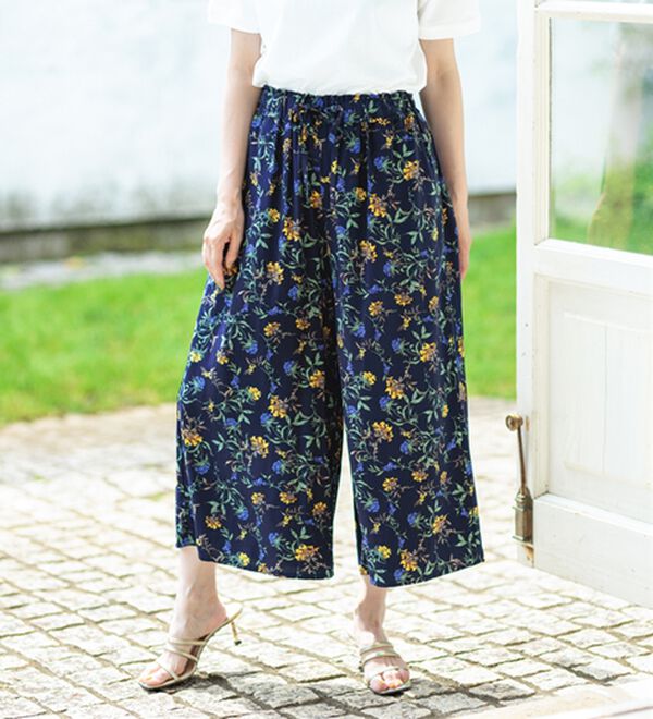 BELLUNA（ベルーナ）の「【接触冷感】レーヨン素材プリントワイドパンツ（ワイドパンツ・ガウチョ）」｜詳細画像