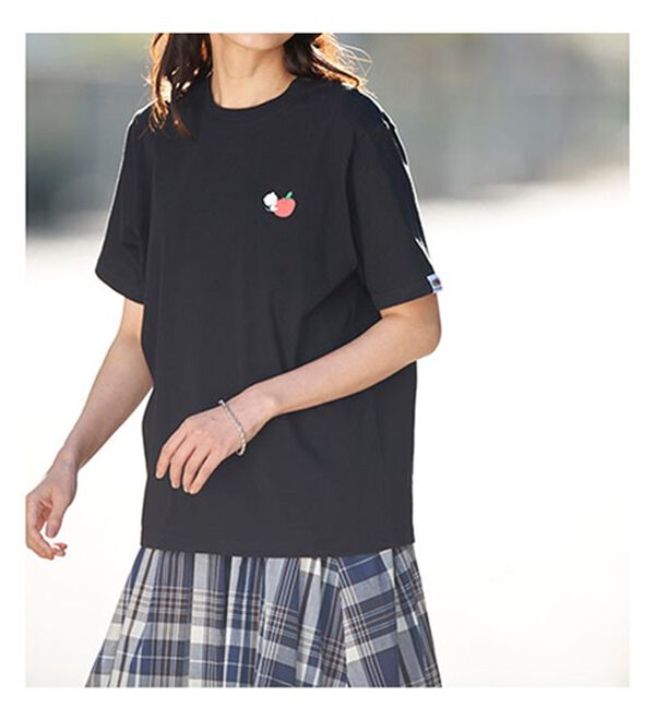 BELLUNA（ベルーナ）の「＜べるーにゃ&times;フルーツオブザルーム＞綿１００％素材プリントＴシャツ（Tシャツ）」｜詳細画像