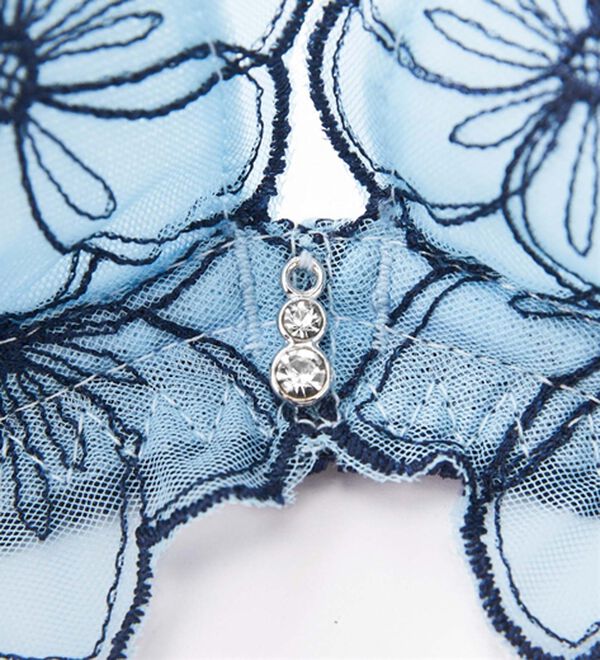 YU'NOW（ユナウ）の「ぷるるん谷間のノンワイヤーブラ＆ショーツ（ブラジャー＆ショーツセット）」｜詳細画像