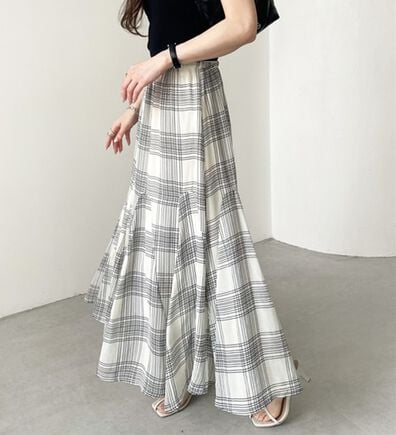 GeeRA（ジーラ）の「切替フレアーロングスカート（ロングスカート）」