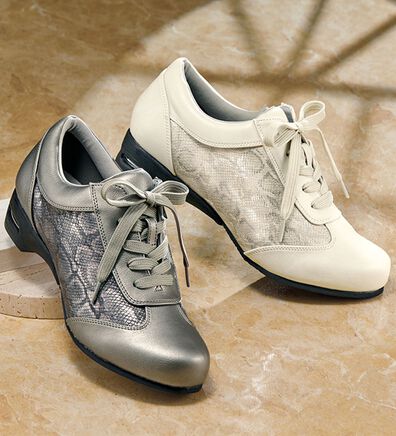 ルフラン（ルフラン）の「＜ラシーナコンフォート＞ほっそり見え４Ｅエレガントシューズ（スニーカー）」