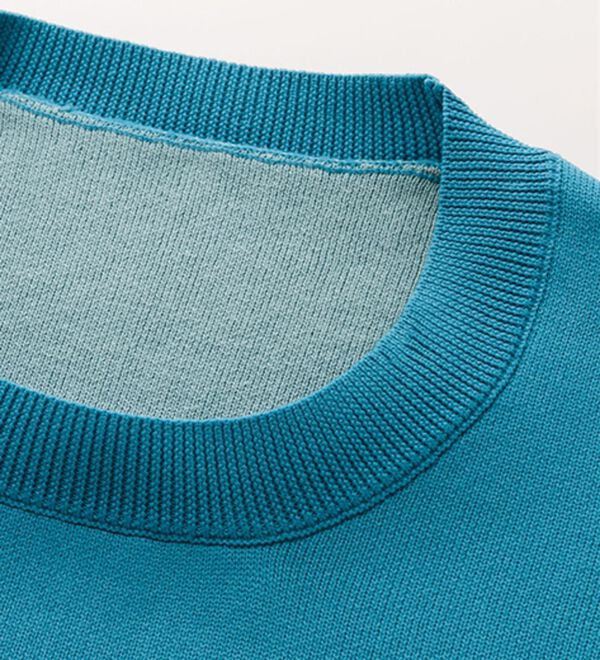 VINNO（ヴィノ）の「配色デザインニットトレーナー（ニット・セーター）」｜詳細画像
