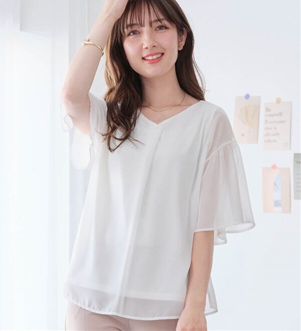 alotta（アロッタ）の「【接触冷感】インナー付フレアー袖タックブラウス（ブラウス）」｜オフホワイト