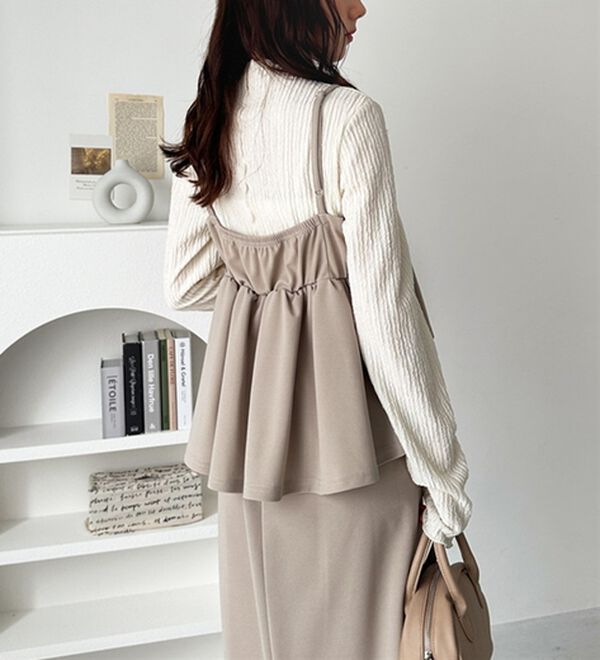 GeeRA（ジーラ）の「楽ちん！ペプラムキャミワンピース（カットソーワンピース）」｜詳細画像