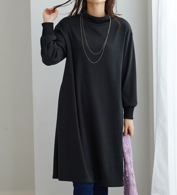BELLUNA（ベルーナ）の「ふんわりなめらか裏ベロアワンピース（カットソーワンピース）」｜詳細画像