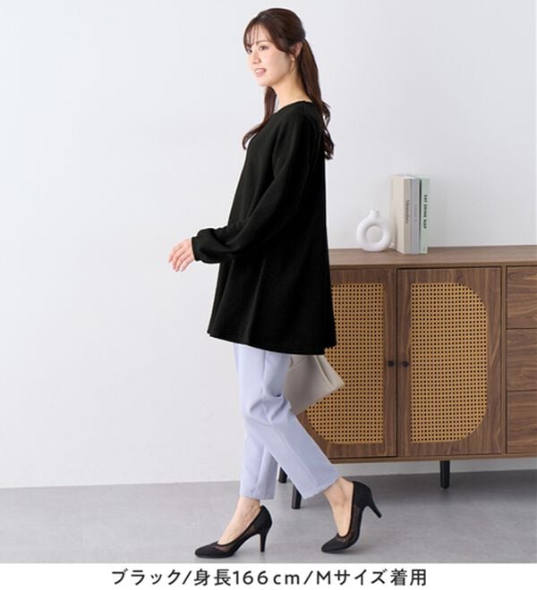 alotta（アロッタ）の「シワになりにくい！柔らかエンボス素材フレアーロングチュニックＴシャツ（チュニック）」｜詳細画像