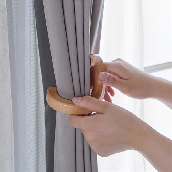 iellio（イエリオ）の「ウッドタッセル　２個セット＜お得・ビーズ・カーテン・アクセサリー・雑貨・シンプル・韓国・北欧・ナチュラル・木＞（カーテン関連品）」｜詳細画像