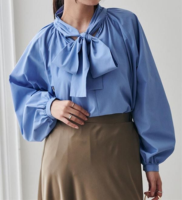RANAN（ラナン）の「ボリュームボウタイブラウス（ブラウス）」｜詳細画像