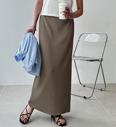 GeeRA（ジーラ）の「セルフカット美脚魅せタイトスカート（ロングスカート）」