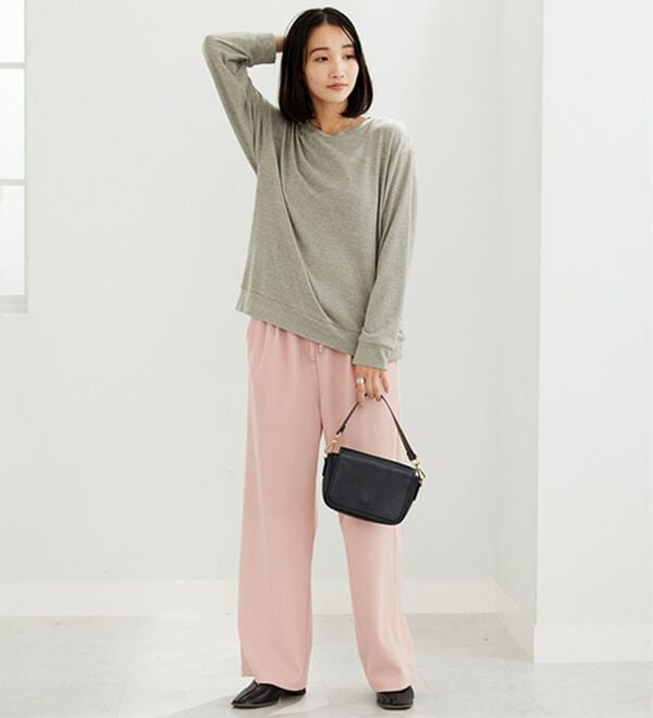 BELLUNA（ベルーナ）の「マシュマロタッチふんわり起毛素材プルオーバー（カットソー）」｜詳細画像