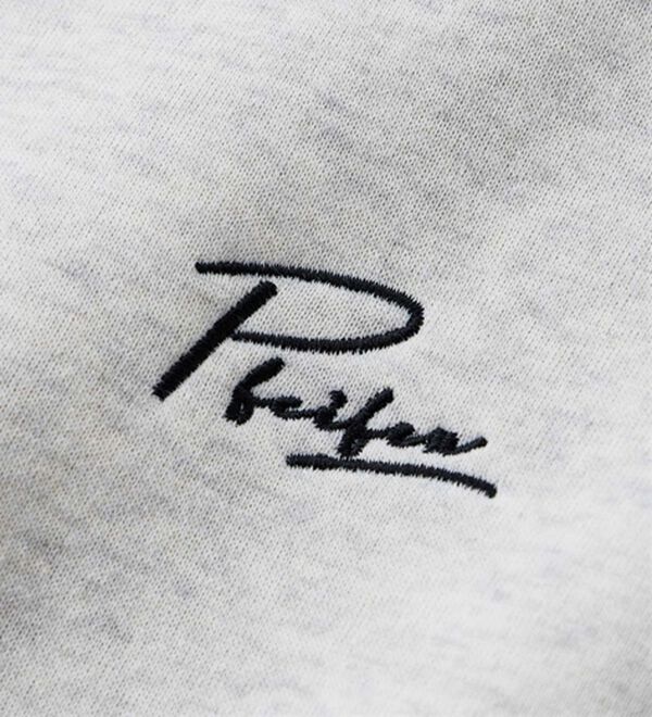 GeeRA（ジーラ）の「ロゴ＆ハート刺しゅう裏起毛スウェット（トレーナー・スウェット）」｜詳細画像