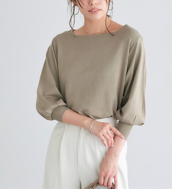 Pierrot（ピエロ）の「【選べるネック】シルクタッチバルーンニット（ニット・セーター）」｜グレージュ