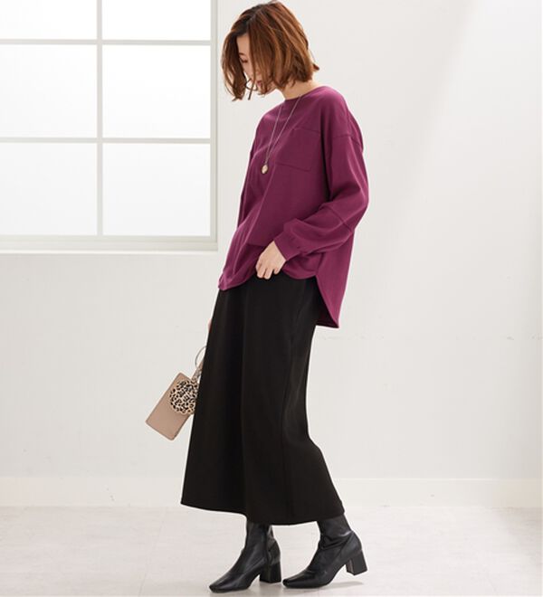 BELLUNA（ベルーナ）の「吸湿発熱ポンチ素材袖切替プルオーバー（カットソー）」｜詳細画像