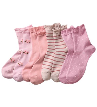 LAVIENNE（ラヴィエンヌ）の「【４足組】かかとフィットクルー丈ソックス（靴下・ストッキング）」