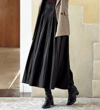 ルフラン（ルフラン）の「合皮プリーツスカート＜ブランシュ＞（ロングスカート）」