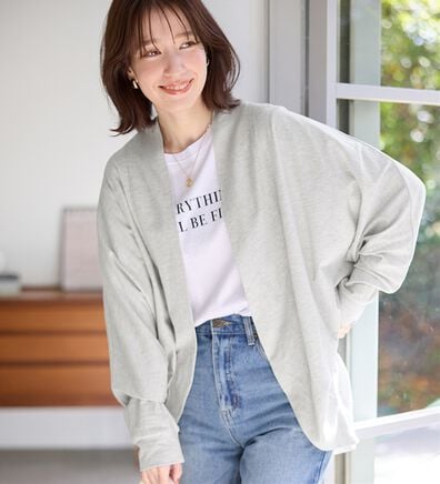 Viola e Viola（ヴィオラ エ ヴィオラ）の「【５つの機能付】ＵＶ対策に！ひんやり　ゆるドルマンカーディガン（ニットカーディガン）」