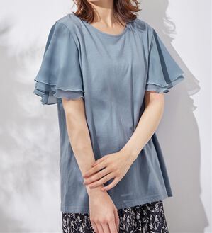Viola e Viola（ヴィオラ エ ヴィオラ）の「【５つの機能付】袖シフォンゆるＴシャツ（Tシャツ）」｜ラベンダーブルー