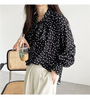 GeeRA（ジーラ）の「前後２ｗａｙボウタイブラウス（ブラウス）」｜ブラック系ドット