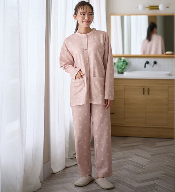 LAVIENNE（ラヴィエンヌ）の「綿入りキルトパジャマ（パジャマ・ルームウェア）」｜詳細画像