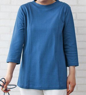 BELLUNA（ベルーナ）の「綿１００％切替デザイン大人顔プルオーバー（チュニック）」｜ブルー