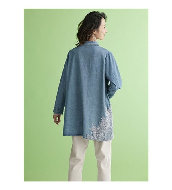 BELLUNA（ベルーナ）の「花柄レース切替デニム素材ブラウス（チュニック）」｜詳細画像