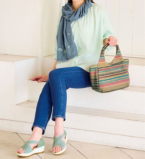 BELLUNA（ベルーナ）の「クロスデザインウェッジサンダル（サンダル・ミュール）」｜詳細画像