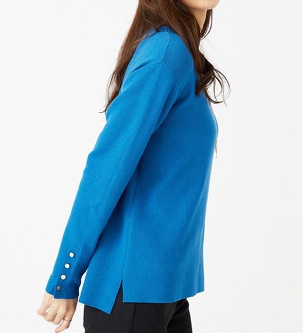 BELLUNA（ベルーナ）の「もちもち袖ボタンニットプルオーバー（ニット・セーター）」｜詳細画像