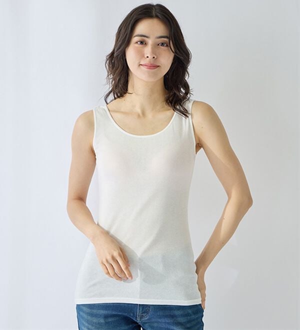 LAVIENNE（ラヴィエンヌ）の「【ムレ嫌いさん必見！】綿１００％涼しいタンクトップインナー＜さらりラボ＞（肌着・インナーウェア）」｜詳細画像