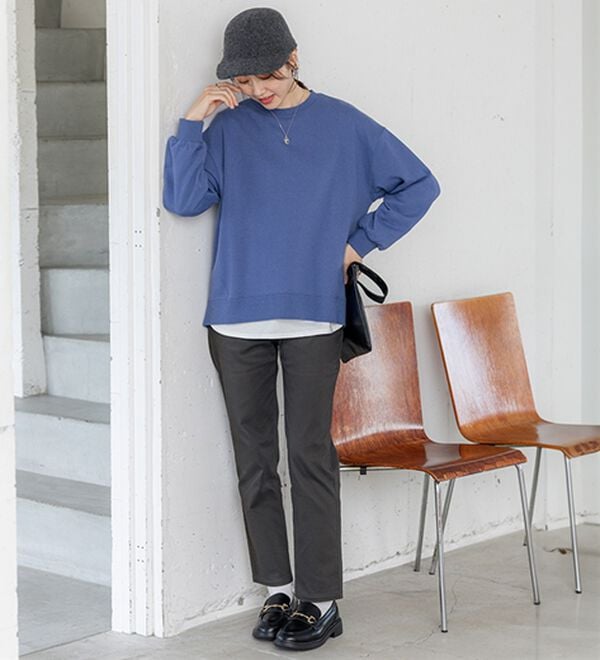 BELLUNA（ベルーナ）の「静電防止！蓄熱綿サテンストレッチカラーパンツ（フルレングスパンツ）」｜詳細画像