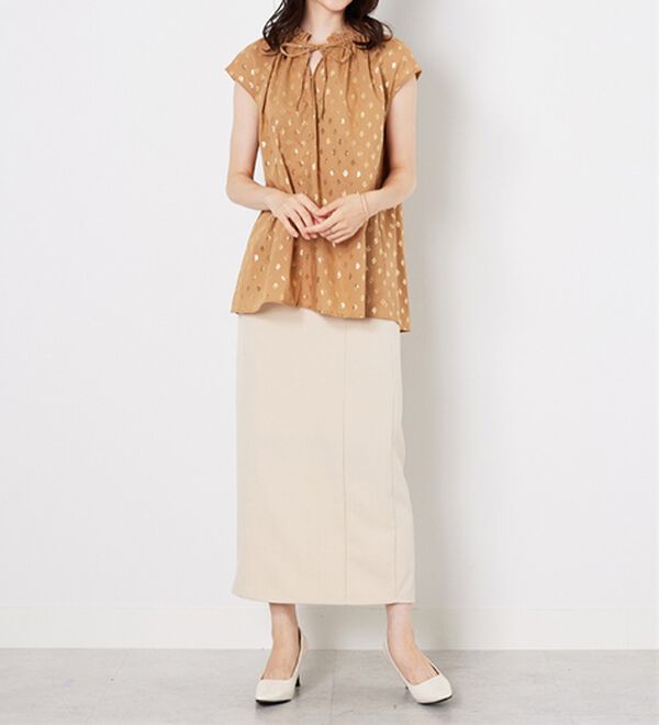 BELLUNA（ベルーナ）の「プロヴァンス箔プリントブラウス（ブラウス）」｜詳細画像