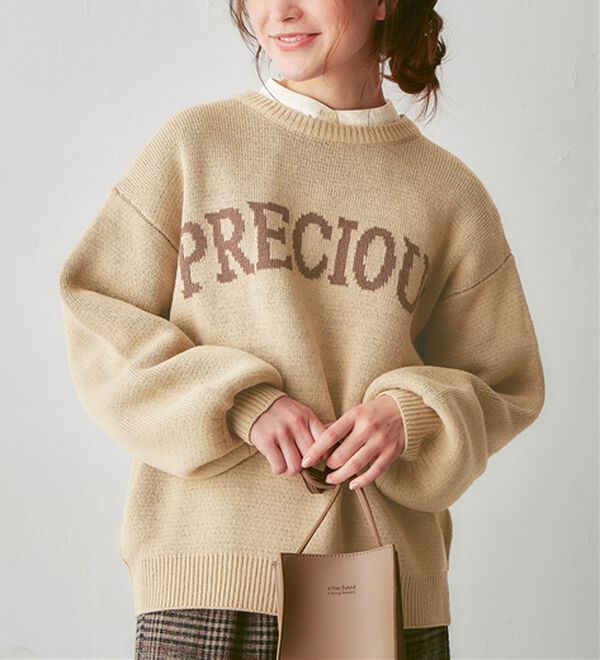 Viola e Viola（ヴィオラ エ ヴィオラ）の「ゆるシルエットロゴデザインニットトップス（ニット・セーター）」｜ベージュ