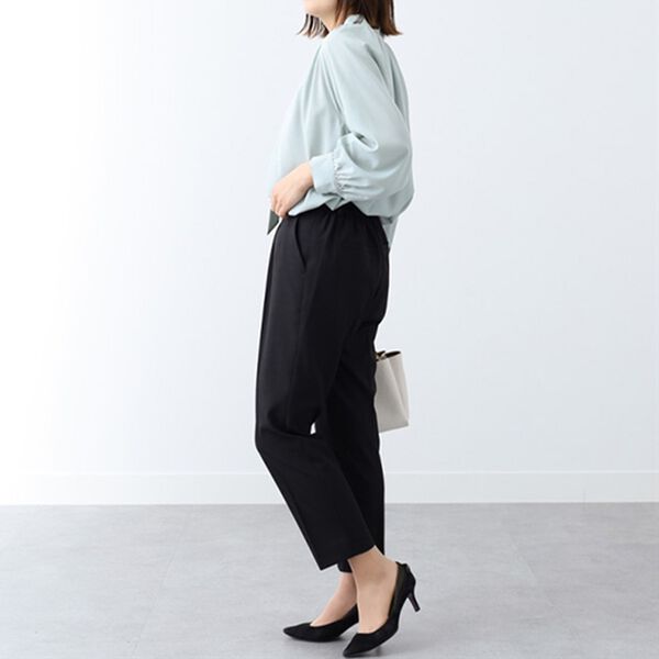 BELLUNA（ベルーナ）の「快適機能付！美脚見えテーパードパンツ（テーパードパンツ）」｜詳細画像