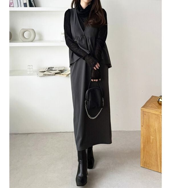 GeeRA（ジーラ）の「【再入荷】楽ちん！ペプラムジャンパースカート（ジャンパースカート）」｜詳細画像