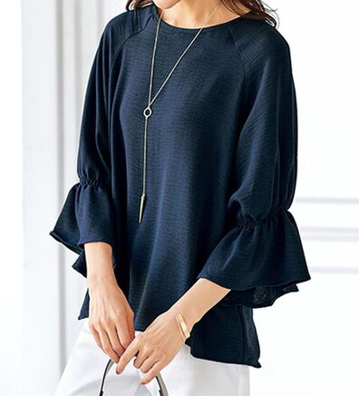 BELLUNA（ベルーナ）の「ドビー素材フリル袖ブラウス（ブラウス）」