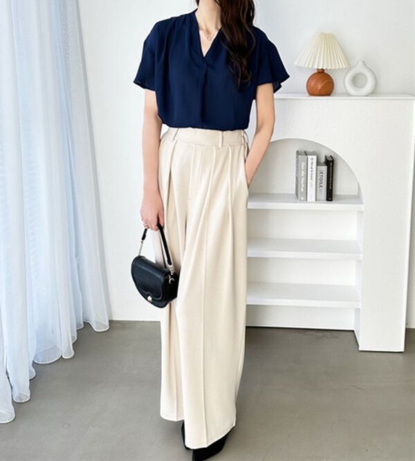 GeeRA（ジーラ）の「サラサラ涼しい！着やせも叶うフレアー袖ブラウス（ブラウス）」｜詳細画像