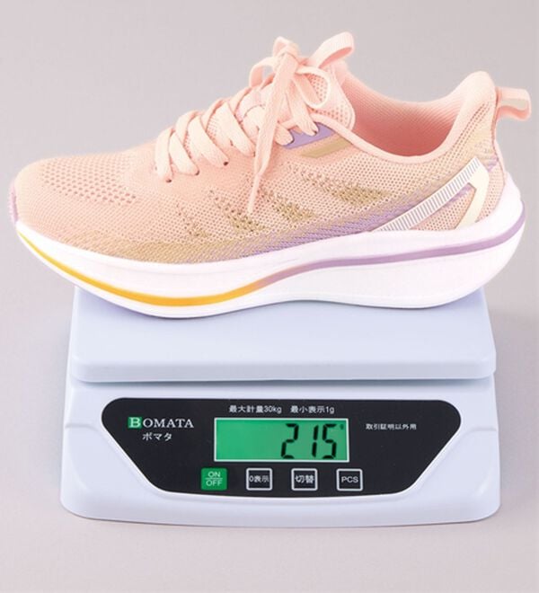 BELLUNA（ベルーナ）の「＜チョコザップ＞軽量ウォーキングシューズ（スニーカー）」｜詳細画像