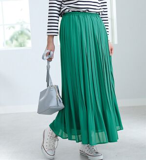 BELLUNA（ベルーナ）の「プリーツデザインカラースカート（ロングスカート）」｜グリーン