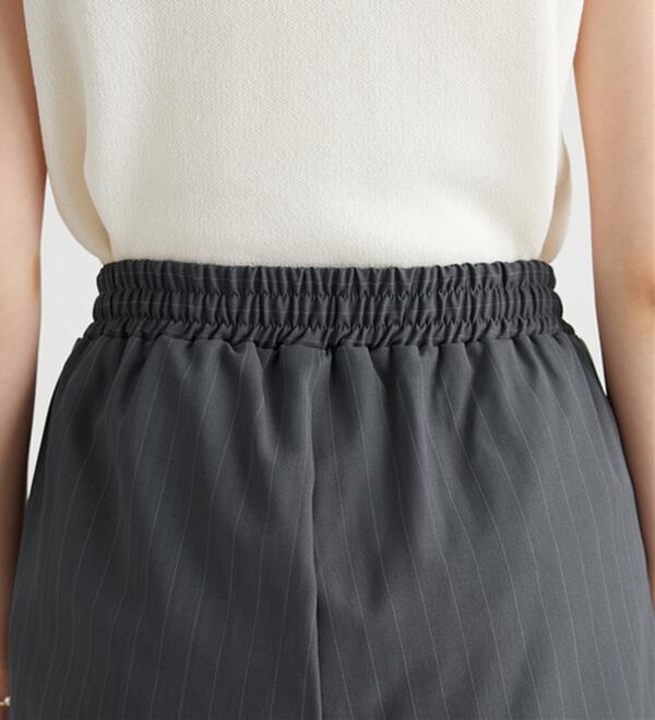 BELLUNA（ベルーナ）の「【嬉しい機能付き！】とろみ素材ドロスト使いワイドパンツ（ワイドパンツ・ガウチョ）」｜詳細画像