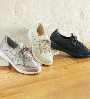 BELLUNA（ベルーナ）の「＜ＥＤＷＩＮ＞牛床革のびる履き口スニーカー（スニーカー）」｜詳細画像