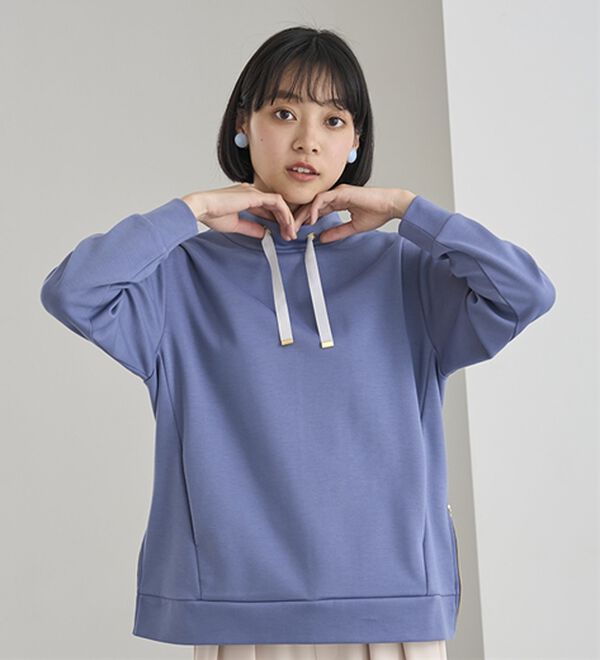 BELLUNA（ベルーナ）の「サイドジップスタンド衿プルオーバー（カットソー）」｜詳細画像