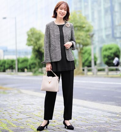 Viola e Viola（ヴィオラ エ ヴィオラ）の「【３点セット】着回し自在快適セットアップスーツ（パンツスーツ）」