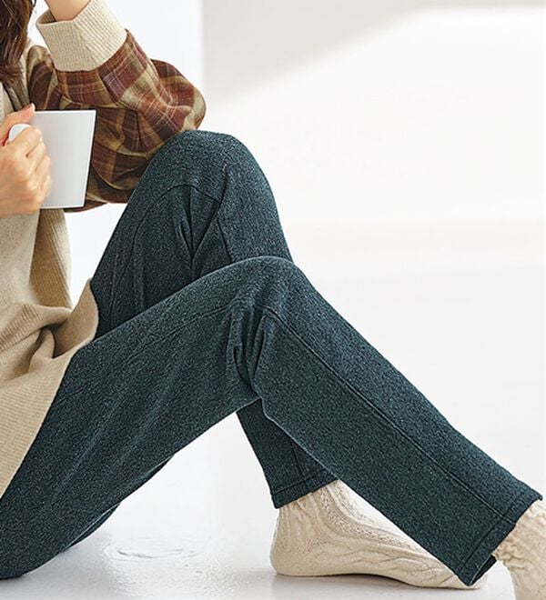 BELLUNA（ベルーナ）の「【Ｐｒｉｍａ　Ｆｉｔ　Ｐａｎｔｓ】裏ベロアストレッチ素材レギンスパンツ（フルレングスパンツ）」｜杢チャコール