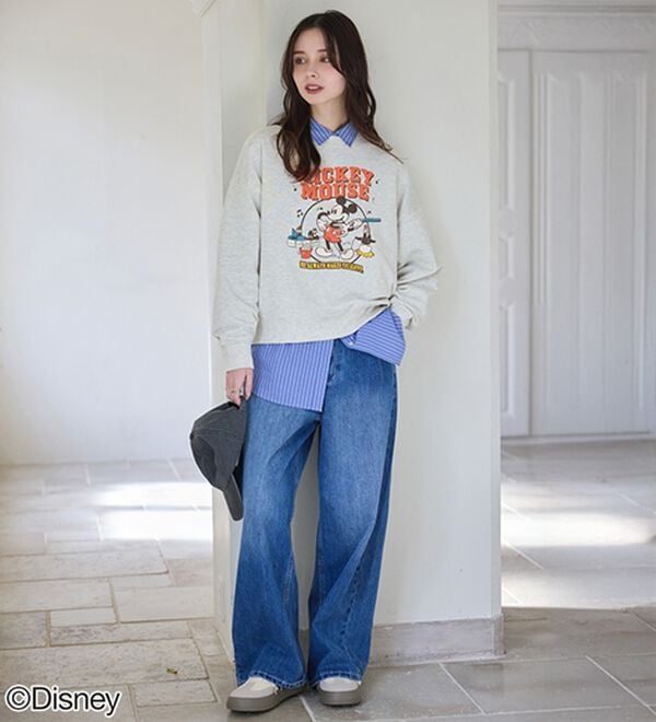 BELLUNA（ベルーナ）の「＜Ｄｉｓｎｅｙ＞【ミッキー】プリント裏毛ゆったりトレーナー（トレーナー・スウェット）」｜詳細画像