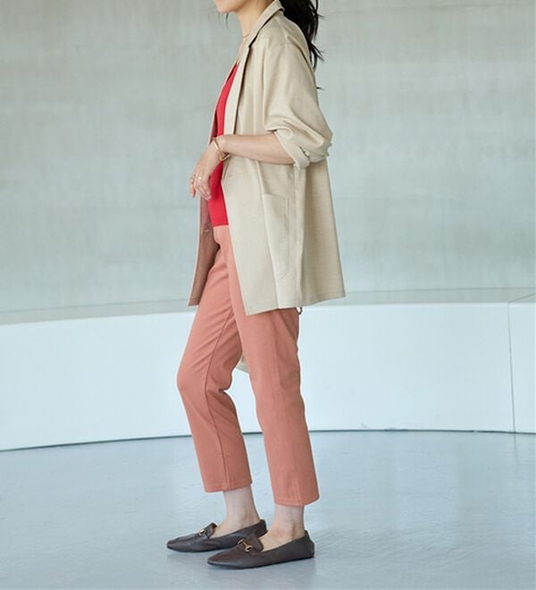 BELLUNA（ベルーナ）の「【再入荷】美ストレッチ素材アンクル丈レギンスパンツ（クロップドパンツ）」｜詳細画像