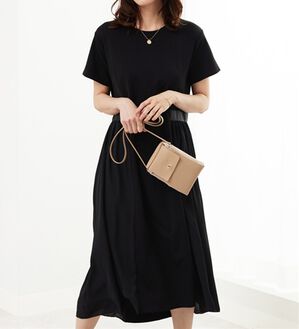 BELLUNA（ベルーナ）の「【Ｌａｇｒｉｌｕａ】サイドシフォン使いギャザー切替ワンピース（その他ワンピース）」｜黒